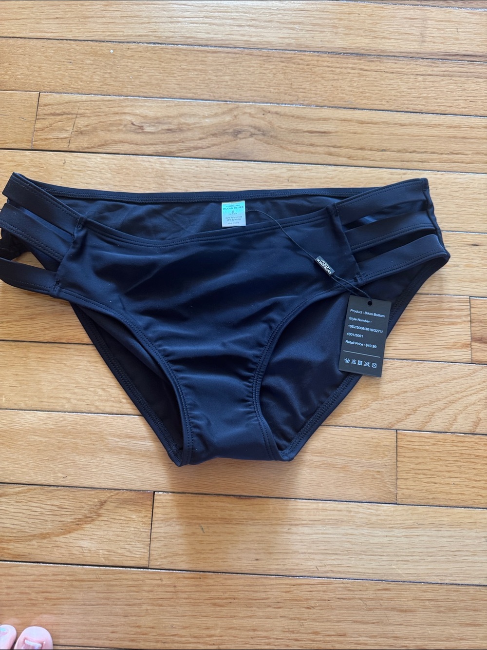 Women’s Black Strappy Bikini Bottom size S NWT Never Worn